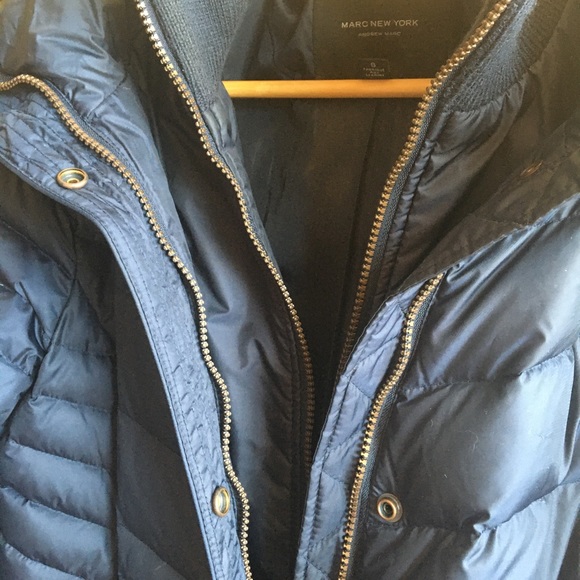 **SOLD**EUC Andrew Marc Blue Winter Coat Women’s Size Large - Picture 7 of 8